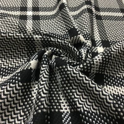 Siyah Beyaz Dokulu Flanel Kumaş