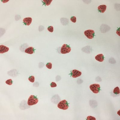 Çilek Desenli Pamuk Poplin AYTİ