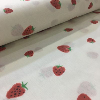 Çilek Desenli Pamuk Poplin AYTİ