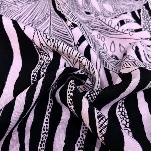 Zebra Yaprak Desenli Viskon MHR