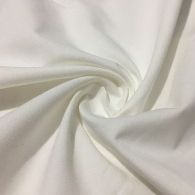 Kırık Beyaz Tok Poplin Kumaş