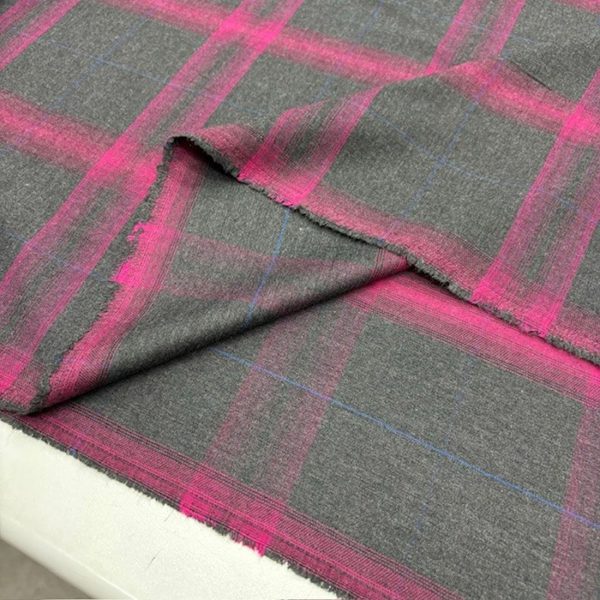 Pembe Ekoseli Flanel Kumaş