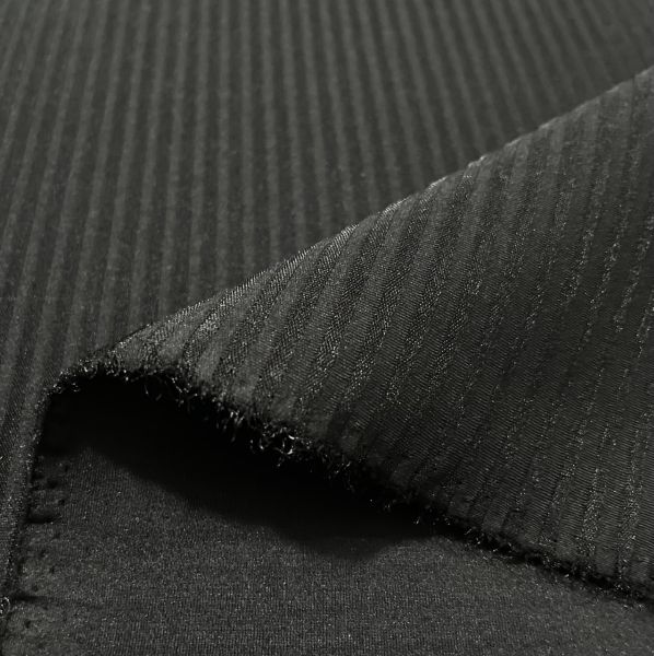 Plise Görünümlü Dalgıç Kumaş Siyah