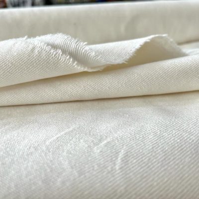 Kırık Beyaz Denim Kot Kumaş