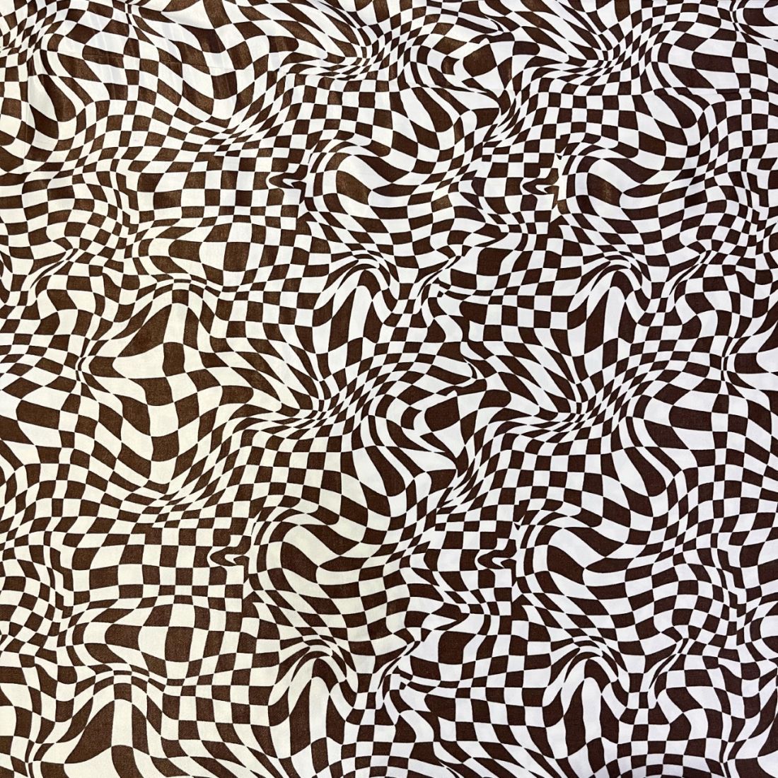 Modern Kahve Desenli İpek Saten Kumaş