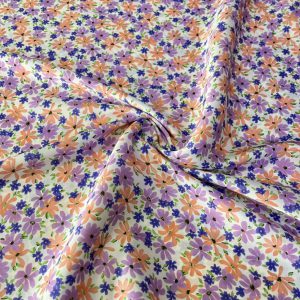 Mor Çiçek Desenli Saten Krep Kumaş YVZ