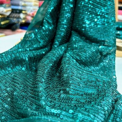 Zara Pullu Payet Kumaş Zümrüt AYT