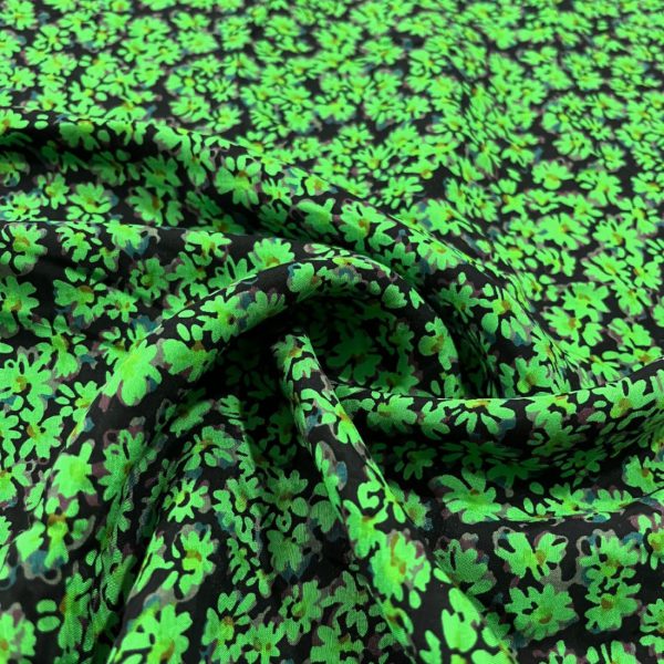 Çıtır Yeşil Çiçekli İpek Viskon Kumaş