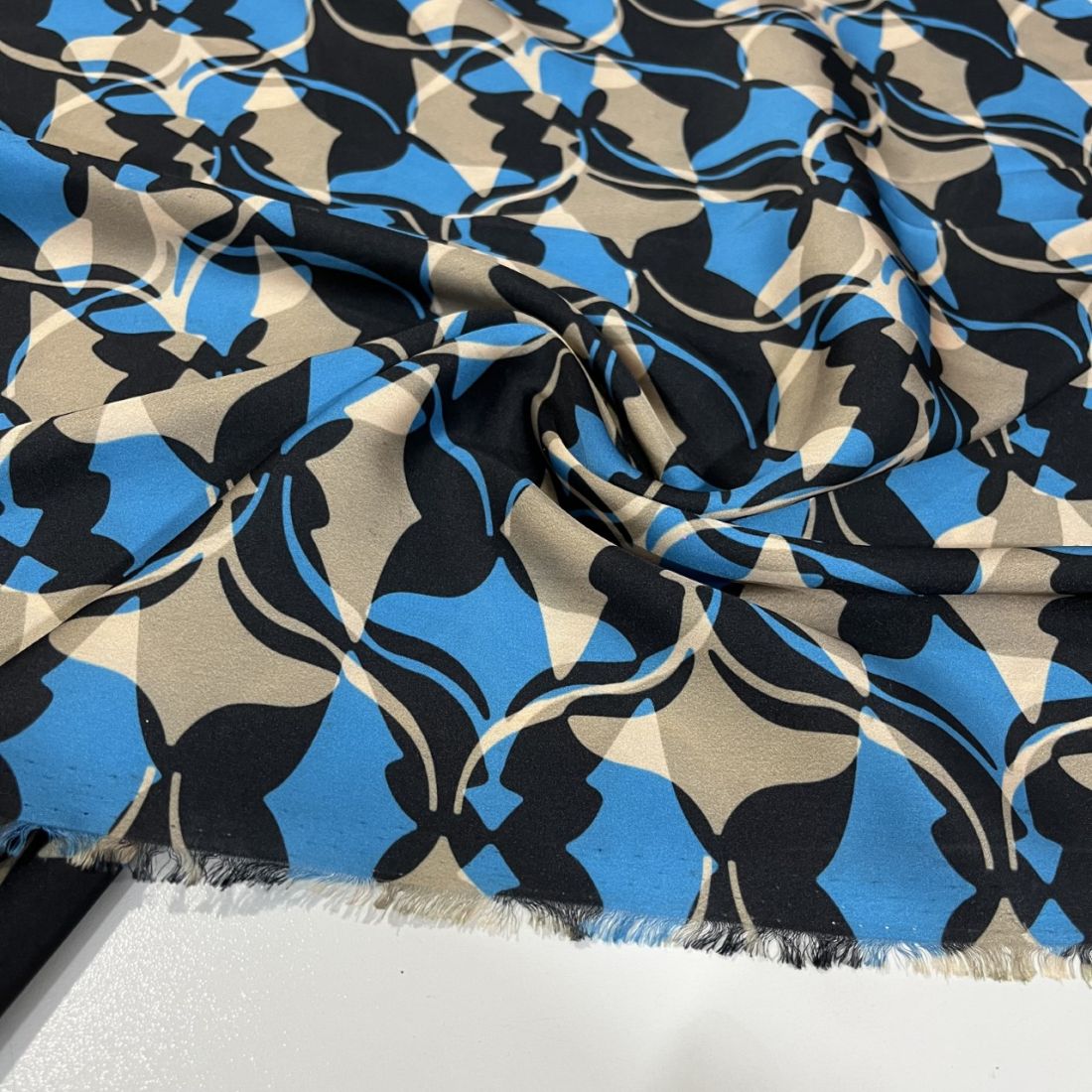 Gri Mavi Krep Saten Kumaş AHM