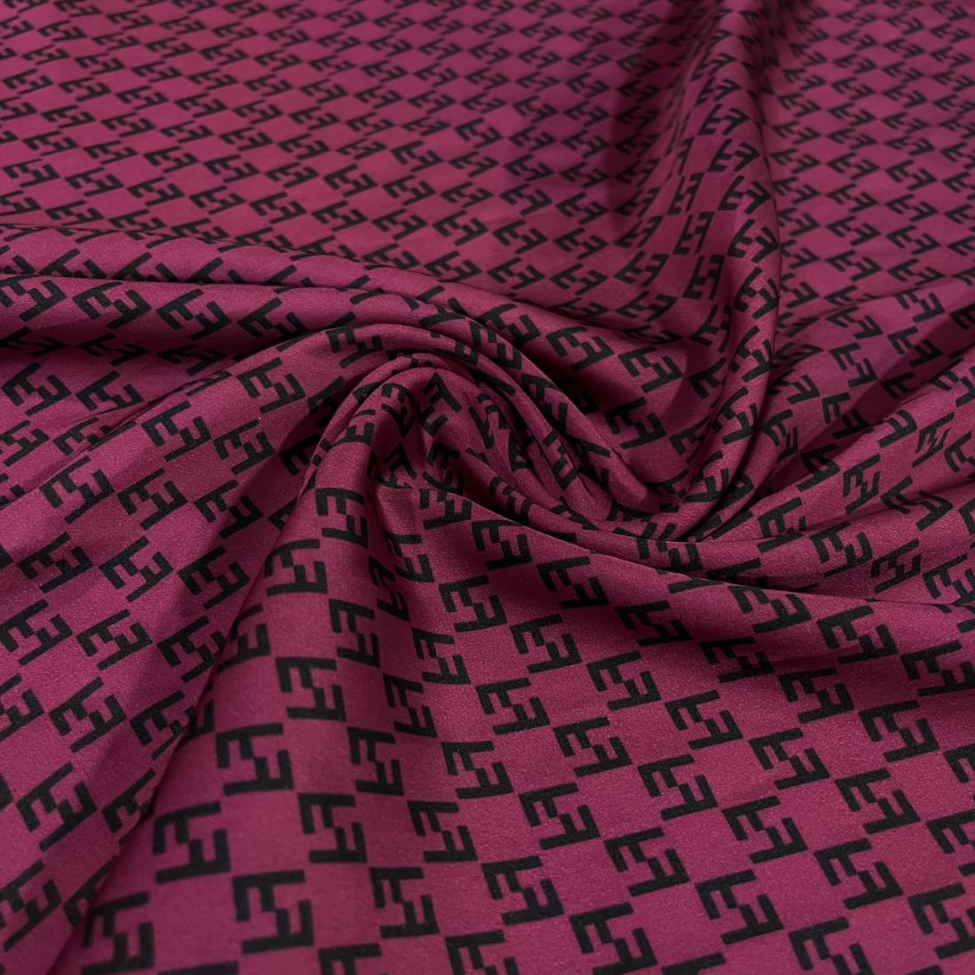 Gucci Krep Saten Kumaş Fuşya AHM