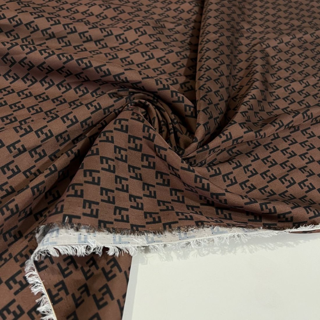 Gucci Krep Saten Kumaş Kahve AHM