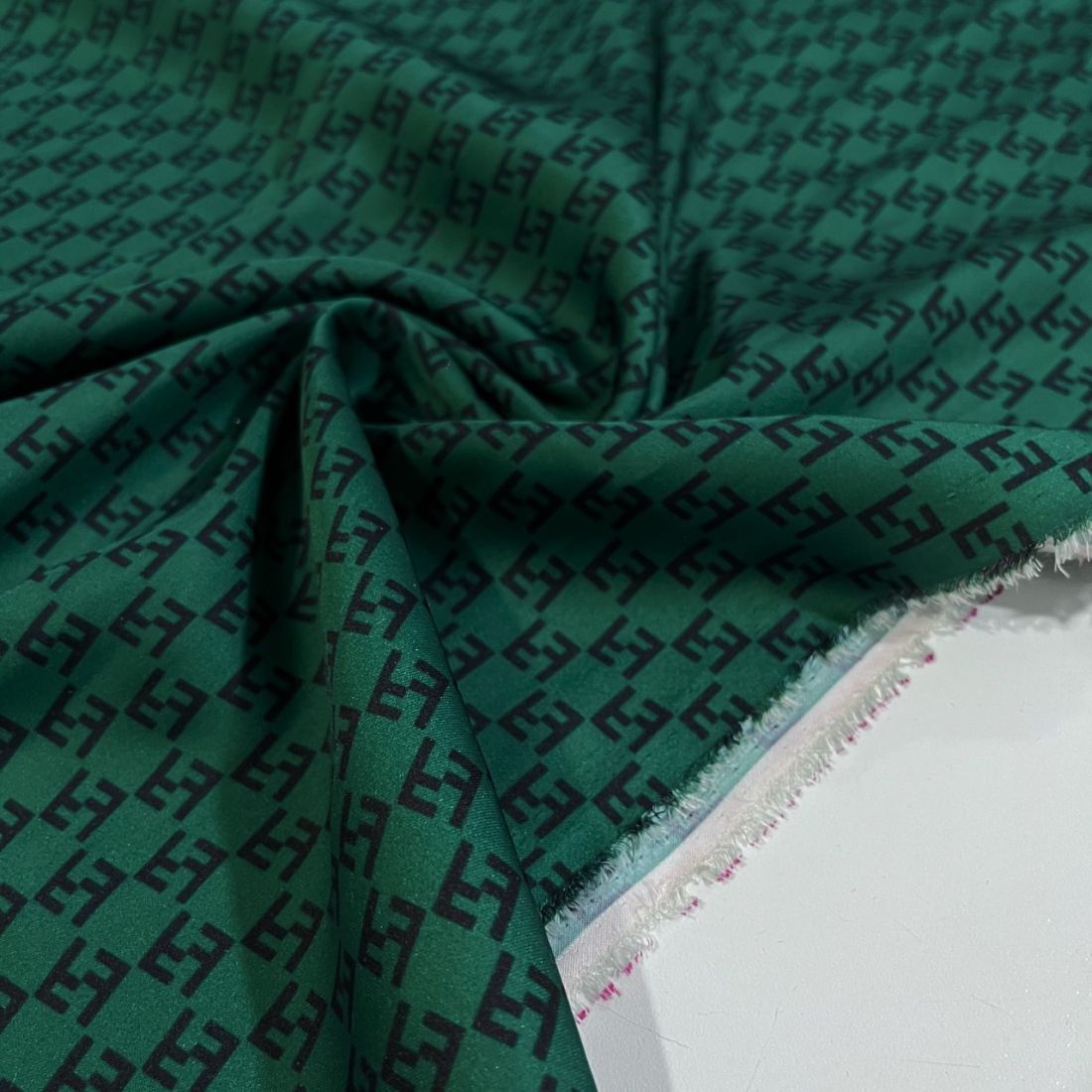 Gucci Krep Saten Kumaş Zümrüt AHM