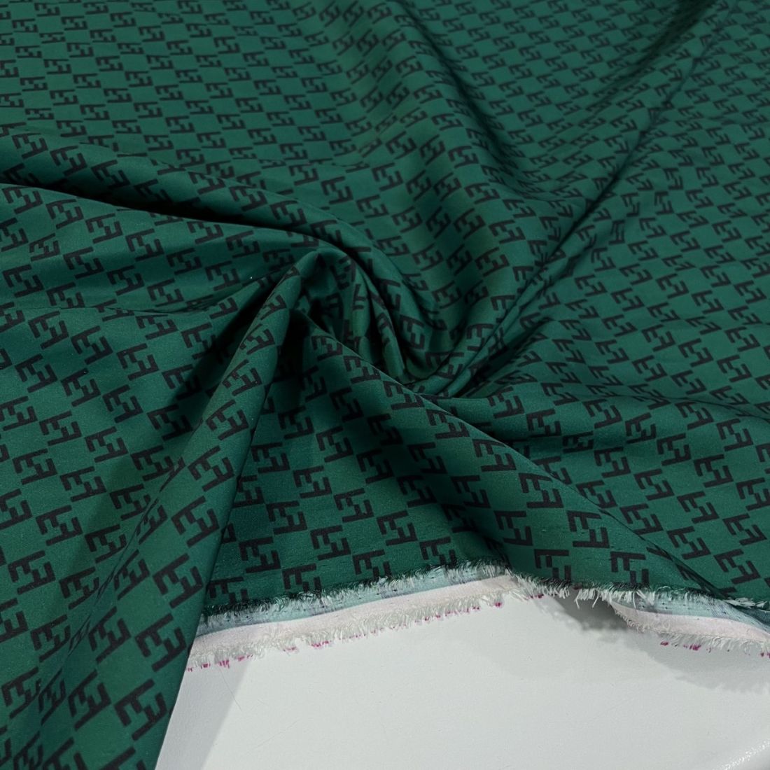 Gucci Krep Saten Kumaş Zümrüt AHM