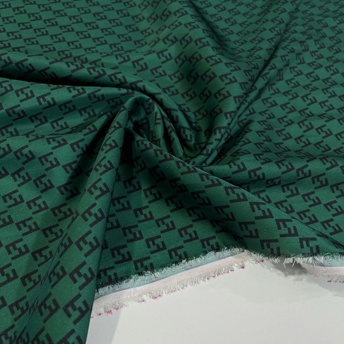 Gucci Krep Saten Kumaş Zümrüt AHM