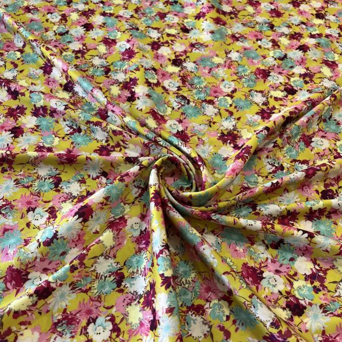 Çiçek Desenli Saten Krep Sarı SRVT