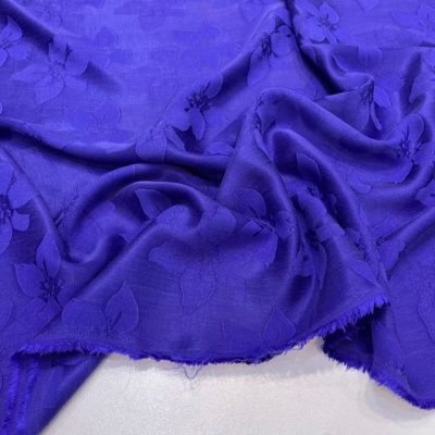 Çiçekli Taşlanmış İpek Cupro Kumaş Morcivert