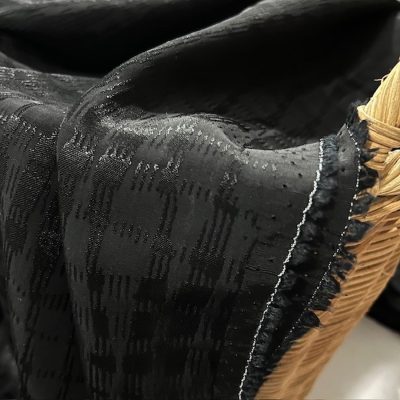 İpeker Desenli Cupro Kumaş Siyah SRVT