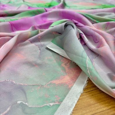 Dior Batik Pastel Desenli Krep Saten Kumaş