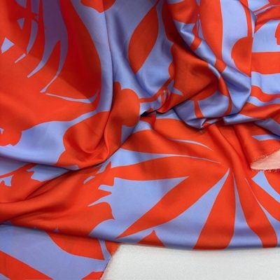 Dior Kırmızı Yaprak İpeksi Saten Kumaş KZ