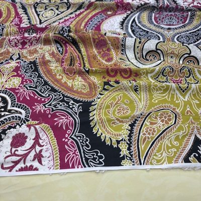 Etro Desen Bej Gold İpeksi Saten KZ