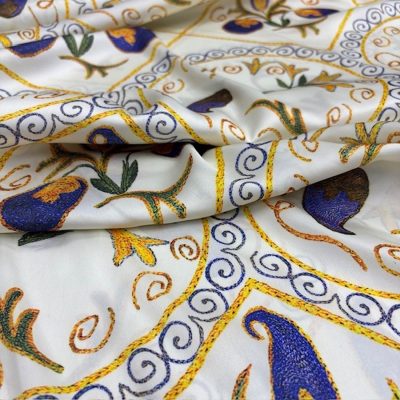 Versace Beyaz İpeksi Saten Kumaş KZ