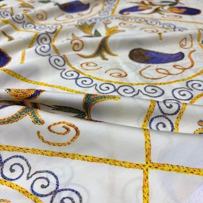 Versace Beyaz İpeksi Saten Kumaş KZ