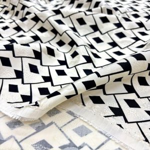 Geometrik Tasarım Jakarlı Pamuklu Cupro Kumaş SRVT