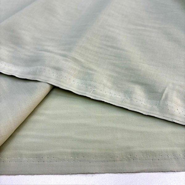 Pastel Soft Yeşil Saf Pamuk Vual Kumaş