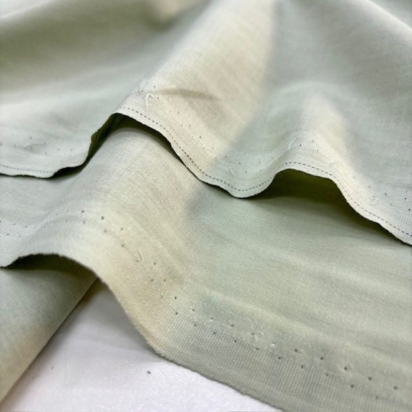 Pastel Soft Yeşil Saf Pamuk Vual Kumaş