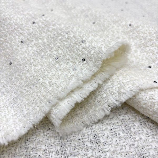 Ekru Beyaz Parıltılı Pullu Tweed Kumaş SRVT