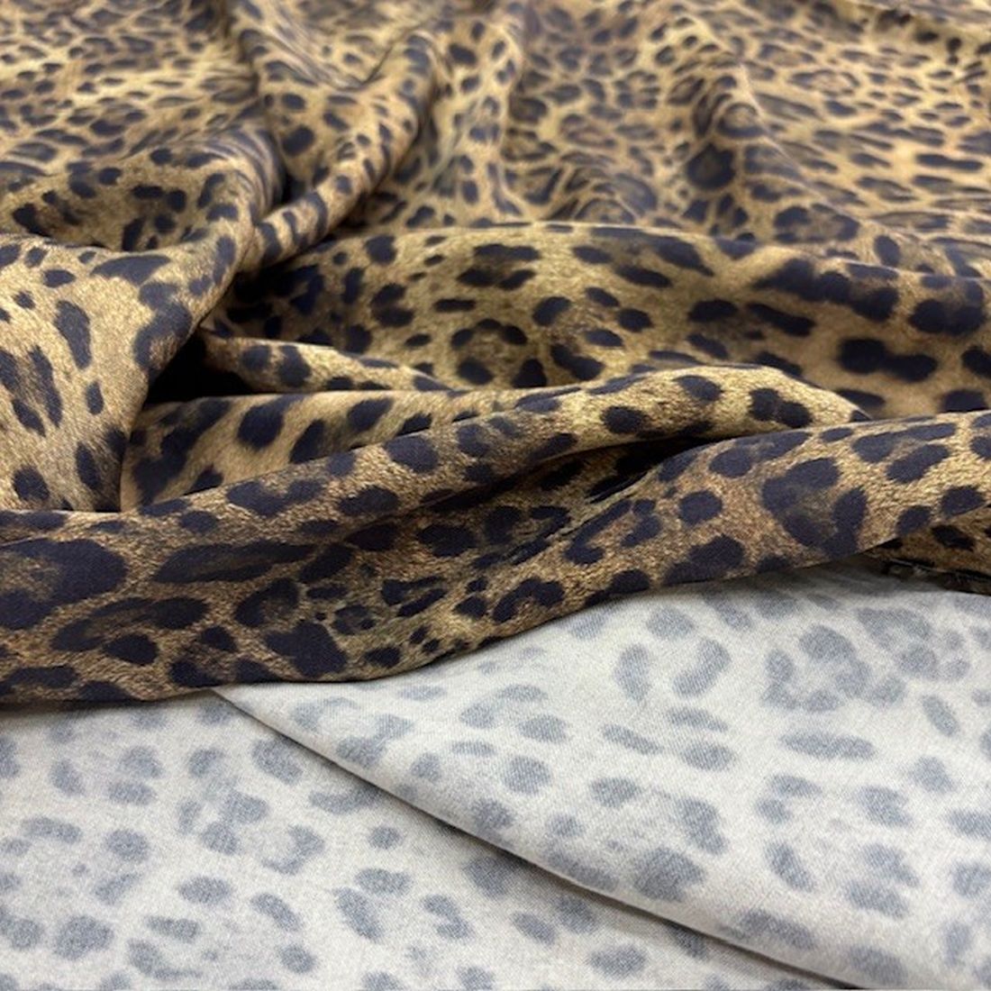 Zara Kahverengi Leopar İpeksi Cupro Kumaş YNS