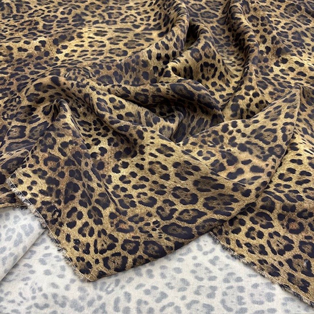 Zara Kahverengi Leopar İpeksi Cupro Kumaş YNS