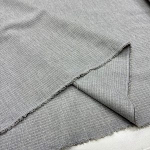 Açık Gri İnce Çizgili Poliviskon Kumaş SMR
