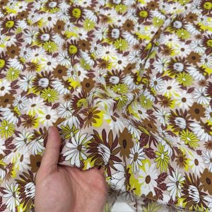 Kahve Sarı Papatya Çiçekli Viskon Kumaş YVZ