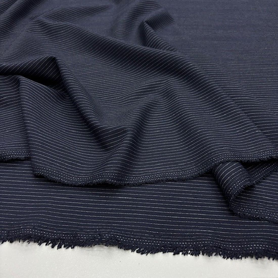 Lacivert İnce Çizgili Poliviskon Kumaş SMR