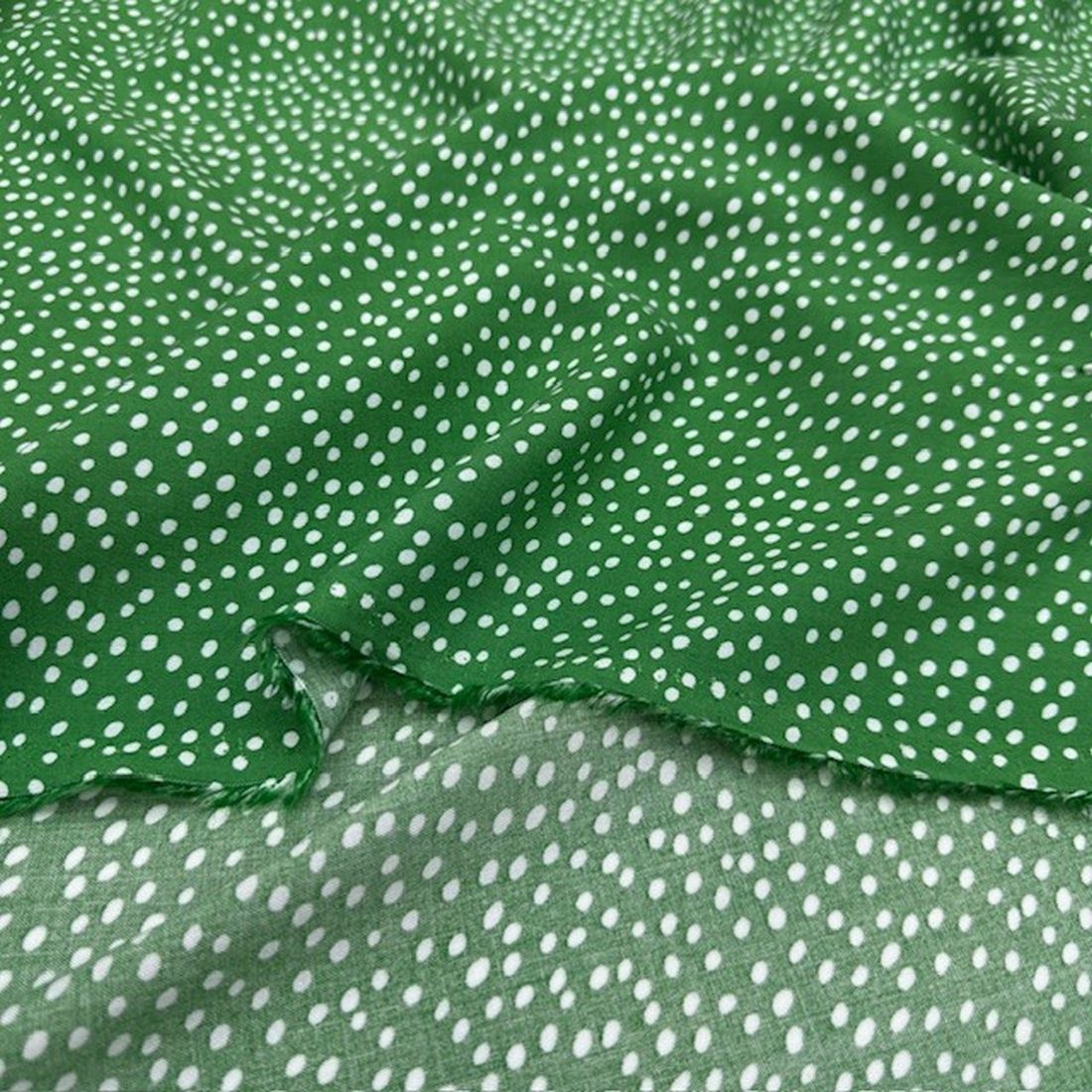 Yeşil Beyaz Puantiyeli Pamuklu Viskon Kumaş YVZ
