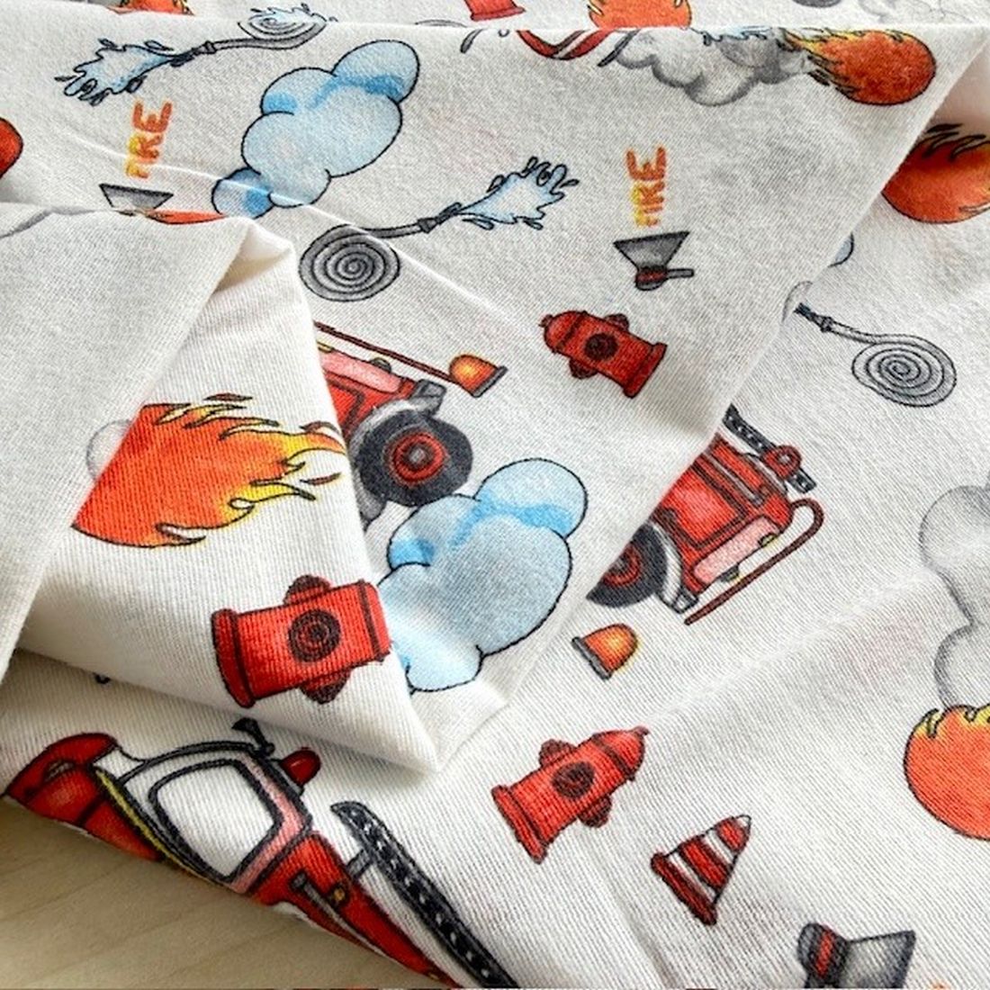 Çiften Alev Avcıları Desenli Pazen Kumaş Arv