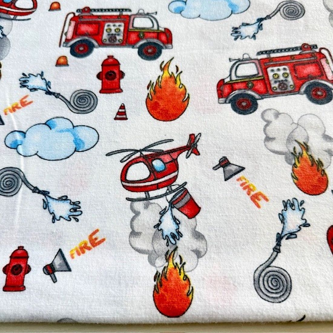 Çiften Alev Avcıları Desenli Pazen Kumaş Arv