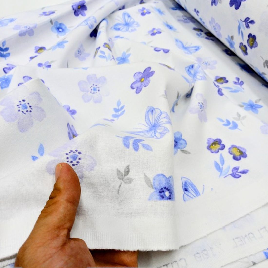 Çiften Mor Mavi Çiçekli Pazen Kumaş Ayt