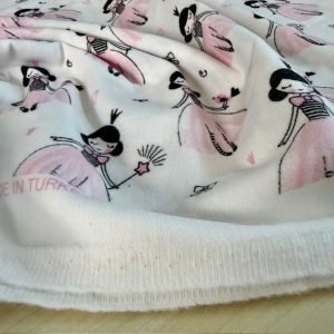 Çiften Prenses Desenli Pazen Kumaş Ayt