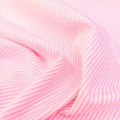 Pembe Beyaz Çizgili Poplin Kumaş AYT
