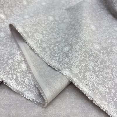 Açık Gri Çiçekli Pamuk Poplin Kumaş HS