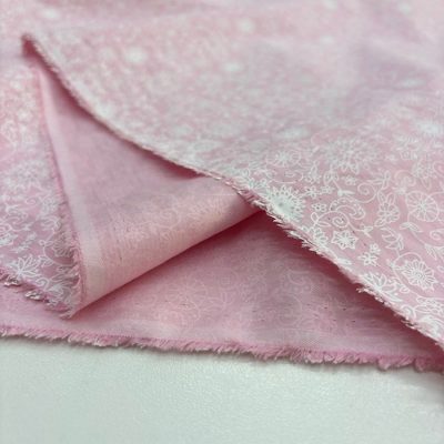 Pembe Çiçekli Pamuk Poplin Kumaş HS